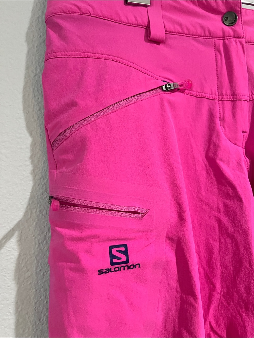 Salomon Women’s Hot Pink Technical Shorts size 6 US - Picture 2 of 9